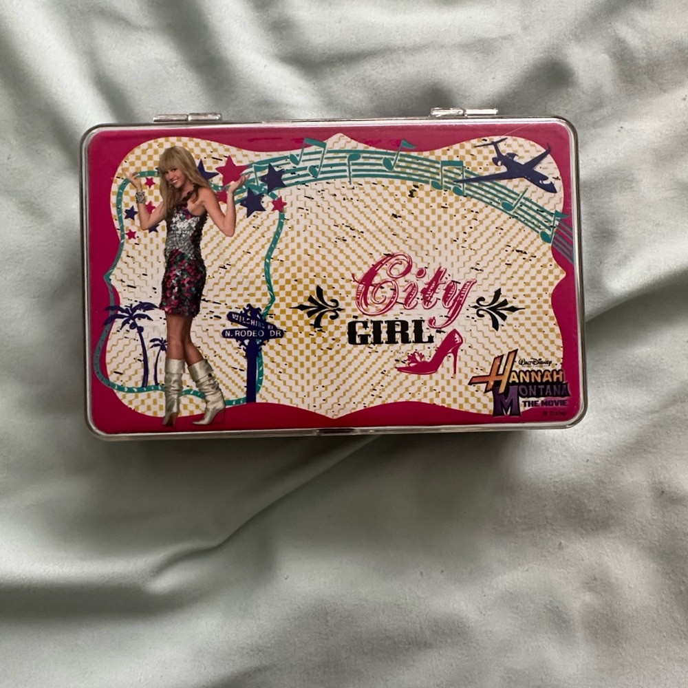 Hannah Montana Nintendo DS holder